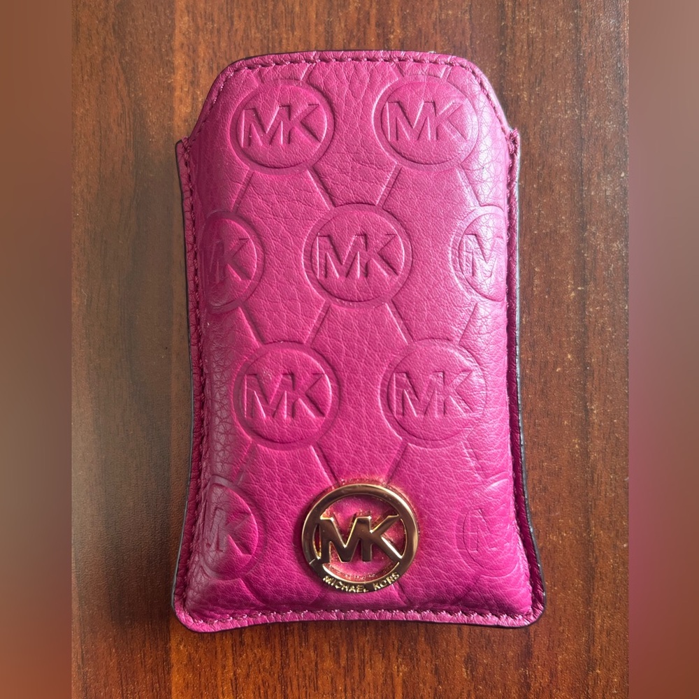 Authentic MK Small Pouch